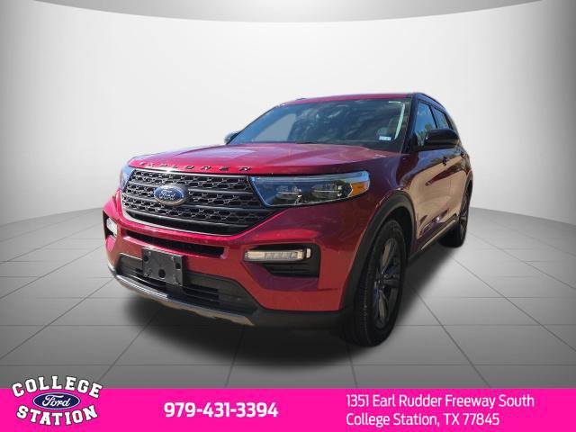 Used 2022 Ford Explorer XLT w/ Equipment Group 202A RWD image 3