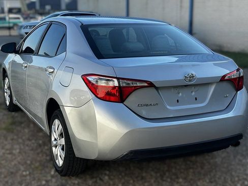 Used 2015 Toyota Corolla LE FWD image 10