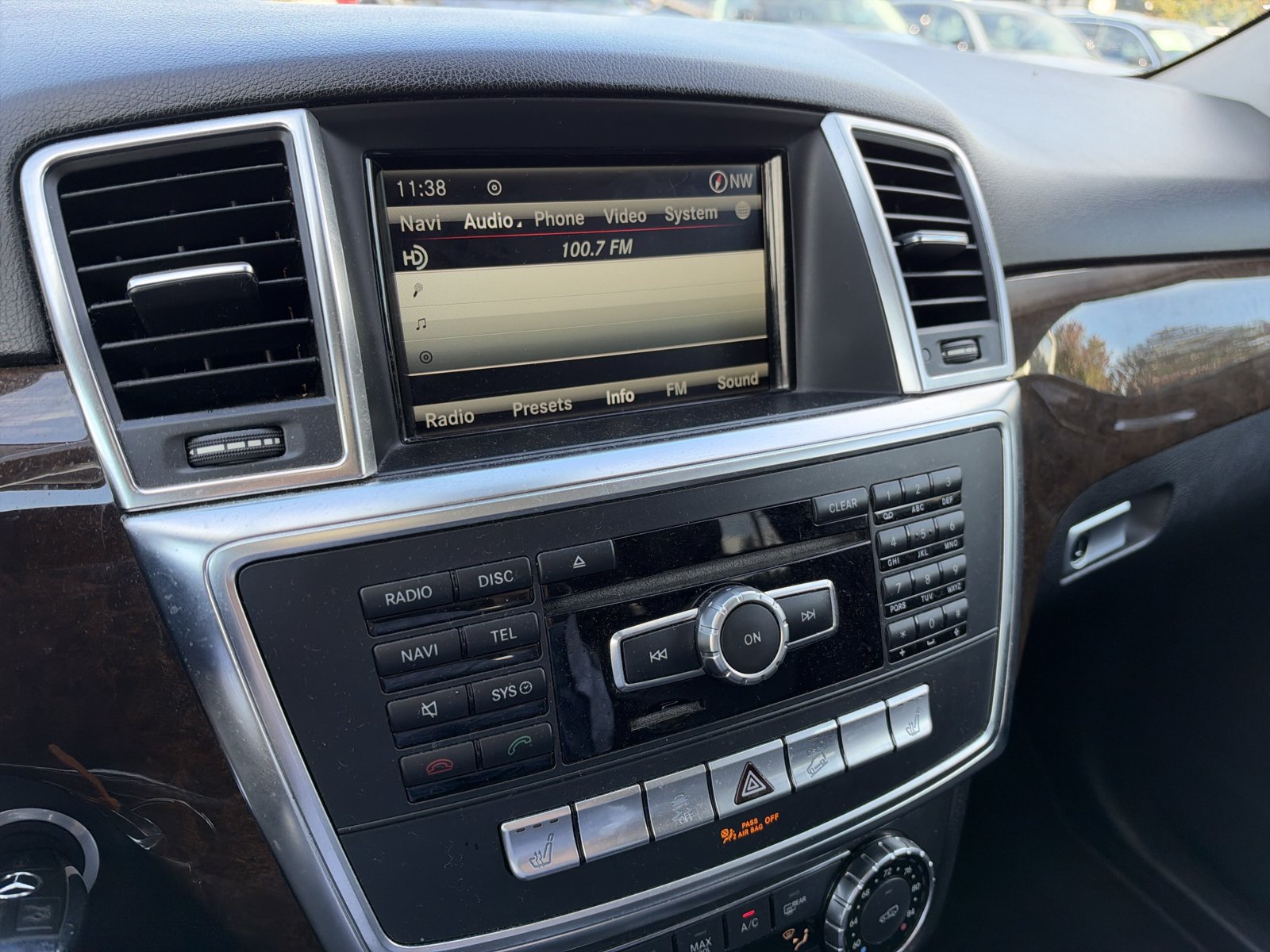 Used 2015 Mercedes-Benz ML 350 4MATIC image 19