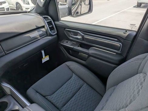 New 2026 RAM 1500 Big Horn AWD/4WD image 17