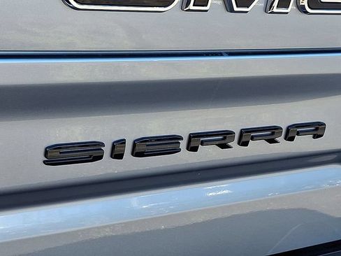 Certified 2026 GMC Sierra 1500 AT4 w/ AT4 Premium Package AWD/4WD image 32