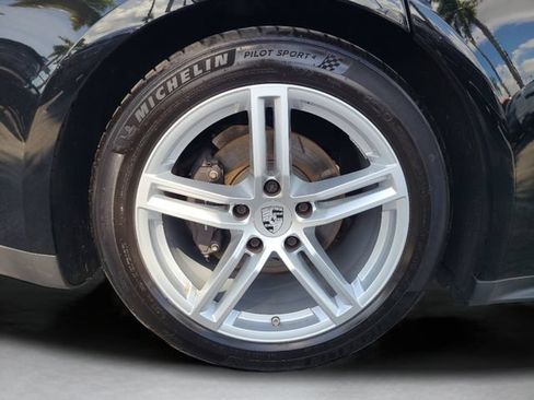Used 2025 Porsche Panamera w/ Premium Package RWD image 36
