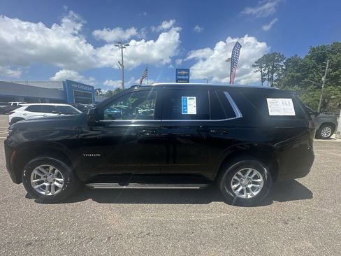 Used 2025 Chevrolet Tahoe LT RWD image 13