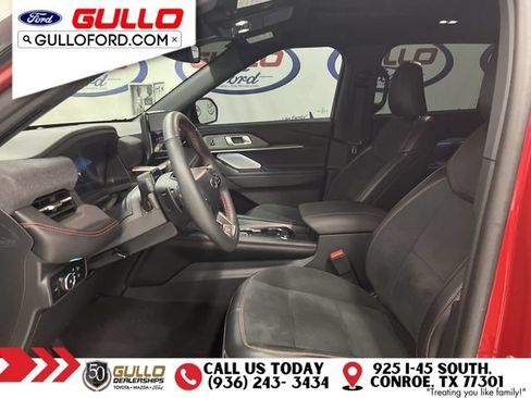 Used 2025 Ford Explorer ST w/ Sun And Sound Package AWD/4WD image 29