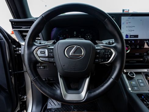 Used 2024 Lexus GX 550 w/ Accessory Package (Z1) AWD/4WD image 19