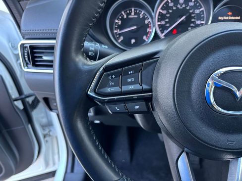 Used 2018 MAZDA CX-5 Touring w/ Preferred Equipment Package image 12