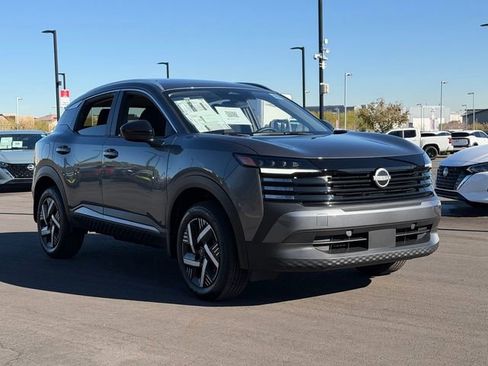 New 2026 Nissan Kicks SV w/ SV Premium Package FWD image 9