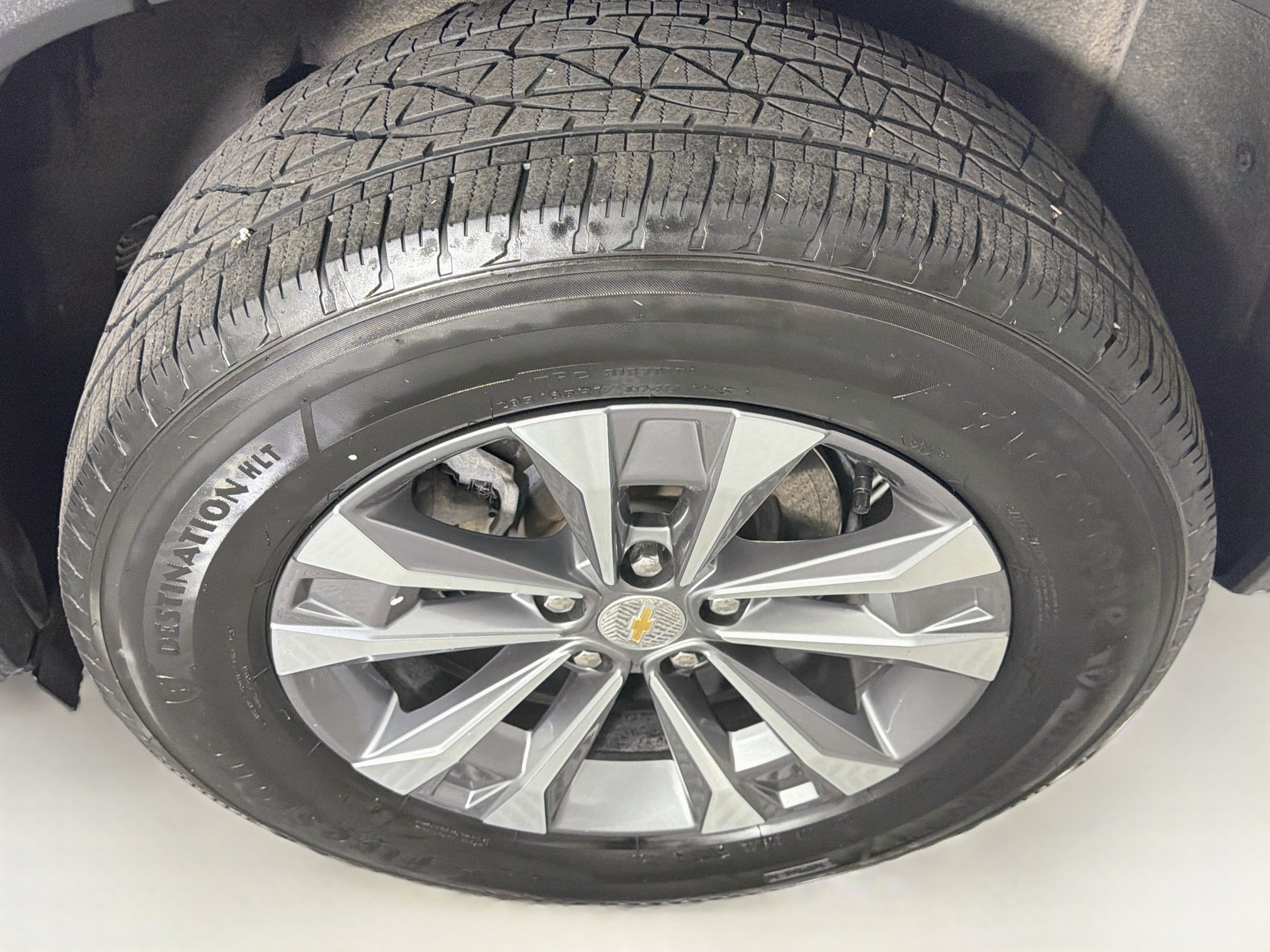 Used 2025 Chevrolet Equinox LT FWD image 11