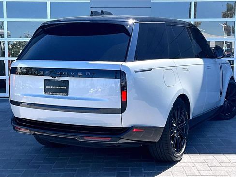 Certified 2025 Land Rover Range Rover Autobiography AWD/4WD image 12