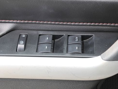 Used 2013 Ford Edge SEL image 14