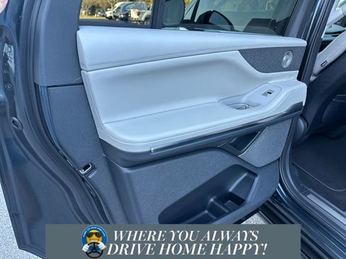 New 2026 Lincoln Navigator L Reserve image 26