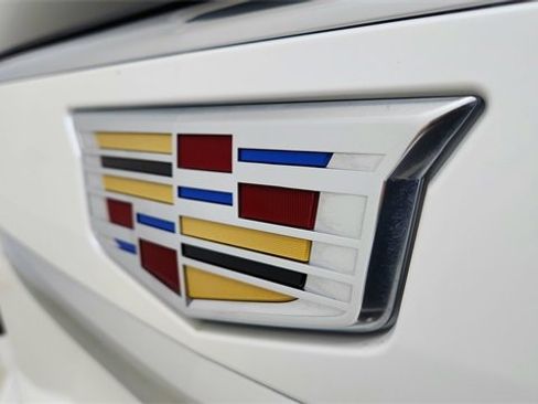 Used 2025 Cadillac Escalade ESV Premium Luxury Platinum image 16