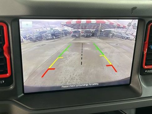 Used 2024 Ford Bronco Black Diamond AWD/4WD image 12
