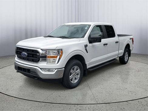 Used 2022 Ford F150 XLT image 4