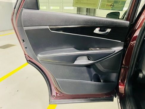 Used 2020 Kia Sorento AWD V6 image 25