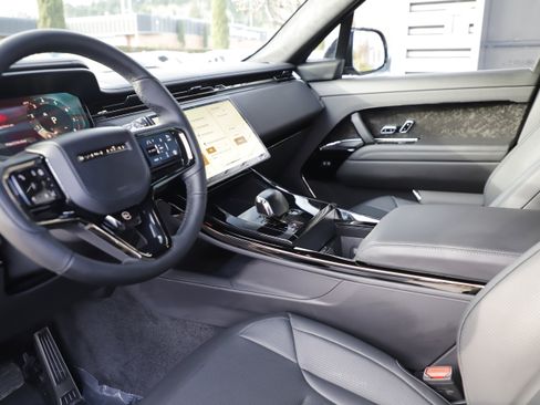 New 2026 Land Rover Range Rover Sport SV AWD/4WD image 22
