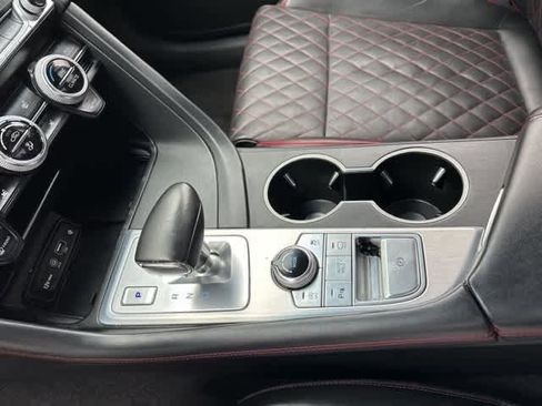 Used 2019 Genesis G70 2.0T Advanced w/ Sport Package image 9