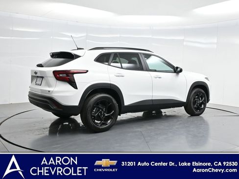 New 2026 Chevrolet Trax LT image 38