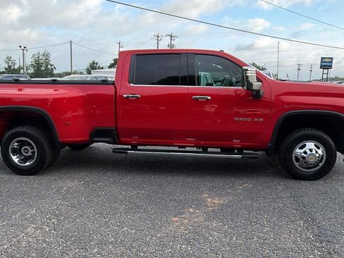Used 2021 Chevrolet Silverado 3500 LTZ w/ LTZ Plus Package AWD/4WD image 8