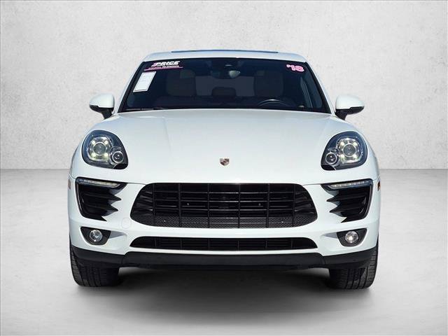 Used 2018 Porsche Macan AWD/4WD image 2