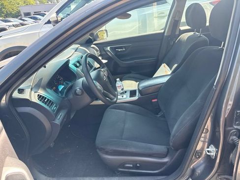 Used 2015 Nissan Altima 2.5 S w/ Power Driver Seat Package FWD image 5