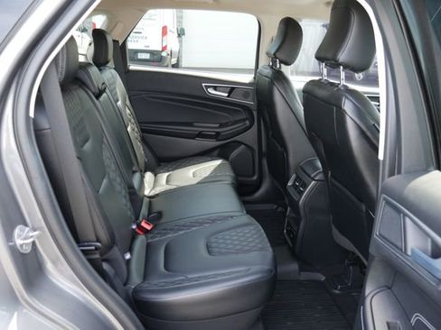 Used 2024 Ford Edge Titanium AWD/4WD image 25