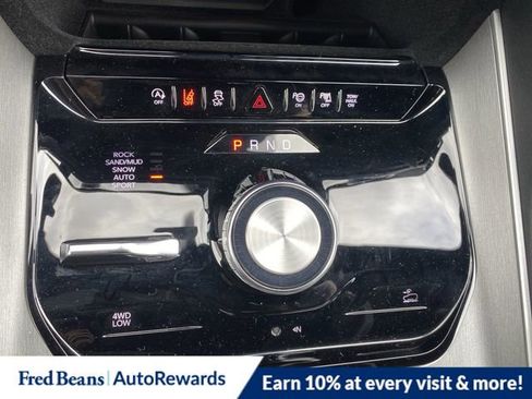 New 2025 Jeep Wagoneer 4WD w/ Convenience Group I image 16