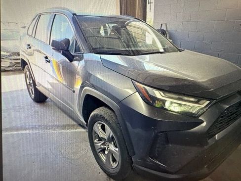 Used 2024 Toyota RAV4 LE AWD/4WD image 11