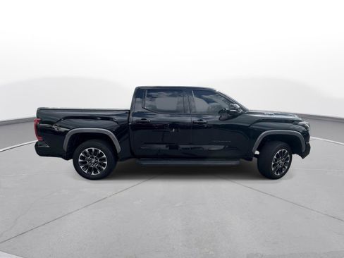 Used 2025 Toyota Tundra Limited AWD/4WD image 5