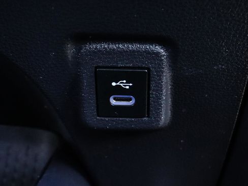 Used 2023 Toyota Corolla LE FWD image 11