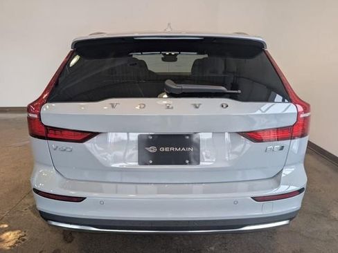 New 2026 Volvo V60 B5 Cross Country Ultra w/ Climate Package image 4
