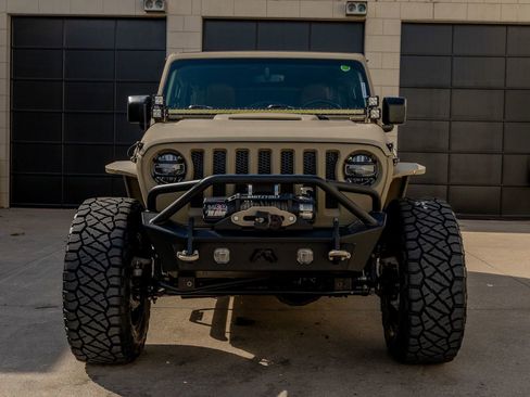 Used 2022 Jeep Wrangler Unlimited Sport w/ Sun And Sound Package AWD/4WD image 2