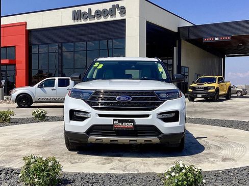 Used 2023 Ford Explorer XLT w/ Equipment Group 202A image 2