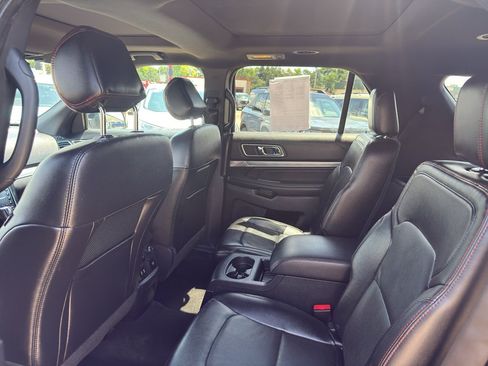 Used 2017 Ford Explorer Sport w/ Equipment Group 401A AWD/4WD image 10