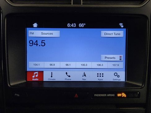 Used 2018 Ford Explorer XLT w/ Equipment Group 202A FWD image 25