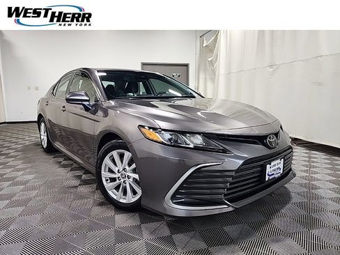Used 2023 Toyota Camry LE FWD image 1