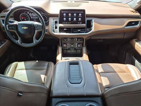 Used 2021 Chevrolet Tahoe High Country w/ Premium Package AWD/4WD image 19