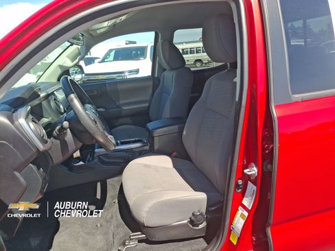 Used 2023 Toyota Tacoma SR5 RWD image 17