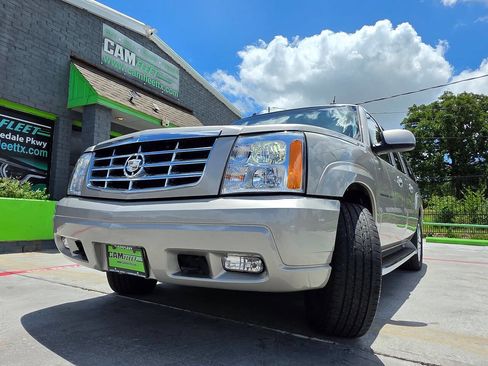 Used 2004 Cadillac Escalade ESV Platinum AWD/4WD image 65