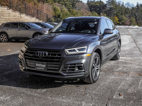 Used 2020 Audi Q5 e Prestige w/ Prestige Package image 11