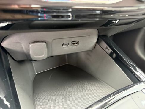 New 2026 Chevrolet Trax RS w/ Driver Confidence Package FWD image 28