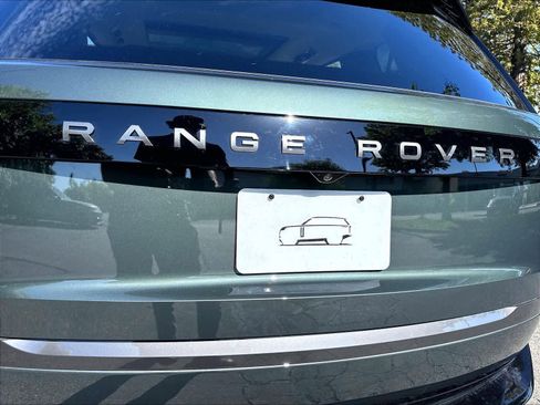 New 2026 Land Rover Range Rover Long Wheelbase SE AWD/4WD image 26