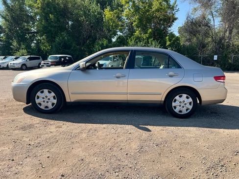 Used 2004 Honda Accord LX image 2