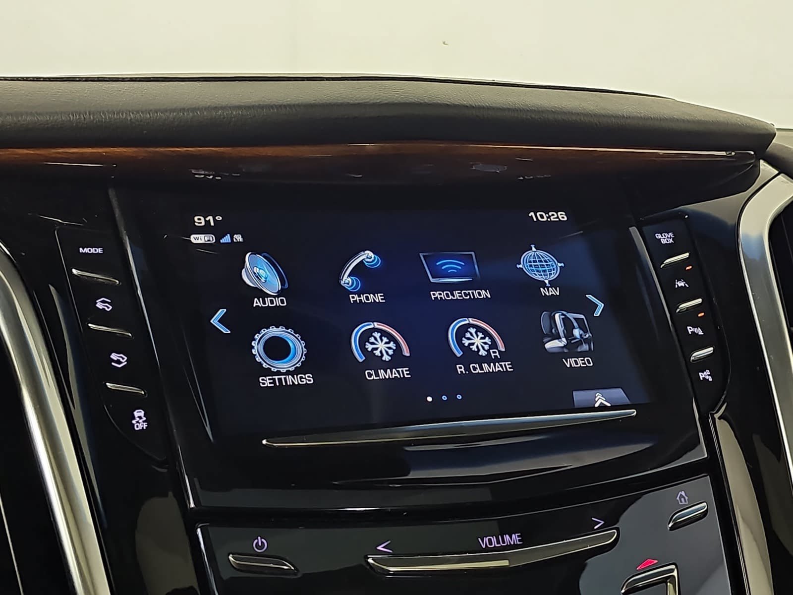 Used 2019 Cadillac Escalade Luxury AWD/4WD image 21