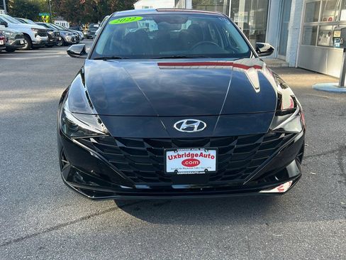 Used 2022 Hyundai Elantra SEL w/ Convenience Package image 3