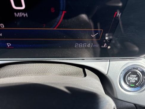 Used 2024 Chevrolet Trax LT w/ LT Convenience Package image 39