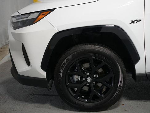 Certified 2025 Toyota RAV4 LE image 5