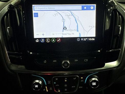 Used 2020 Chevrolet Traverse LT w/ LT Premium Package image 12