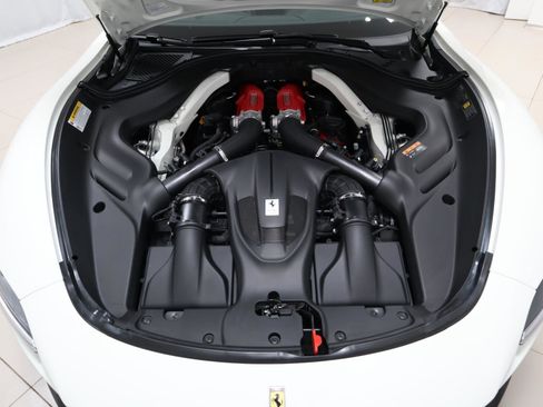 Certified 2024 Ferrari Roma Spider image 20