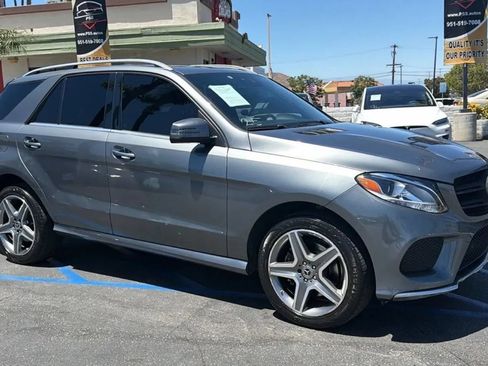 Used 2017 Mercedes-Benz GLE 350 w/ Premium 1 Package image 1